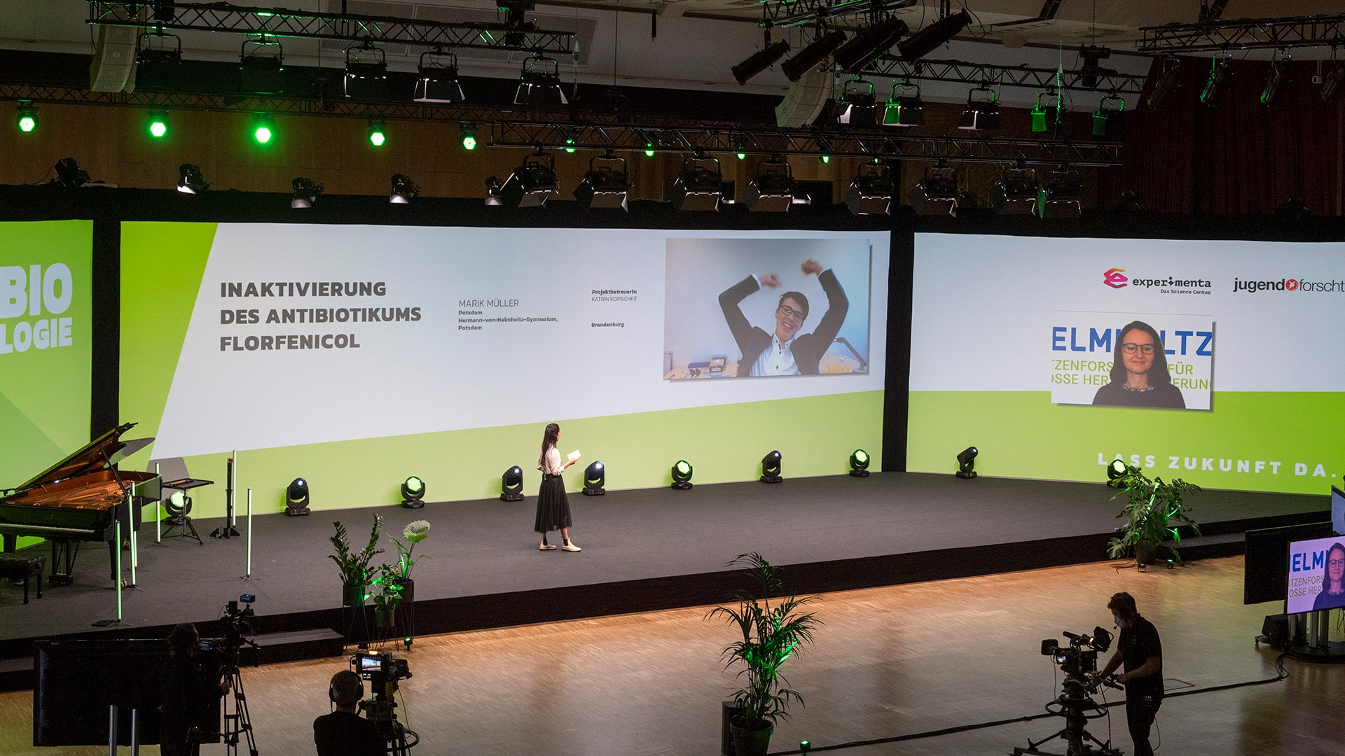 Bundesbildungsministerin Anja Karliczek kürt die Jugend forscht Bundessieger 2021