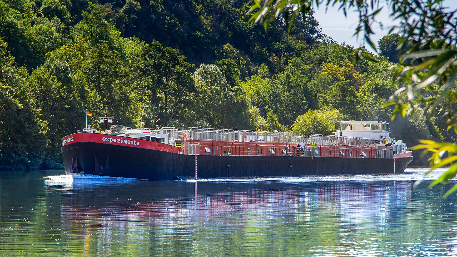 Schiff MS experimenta auf Tour
